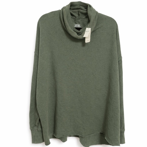 aerie Sweaters - NWT Aerie Forest Green Cowl Neck Sweater